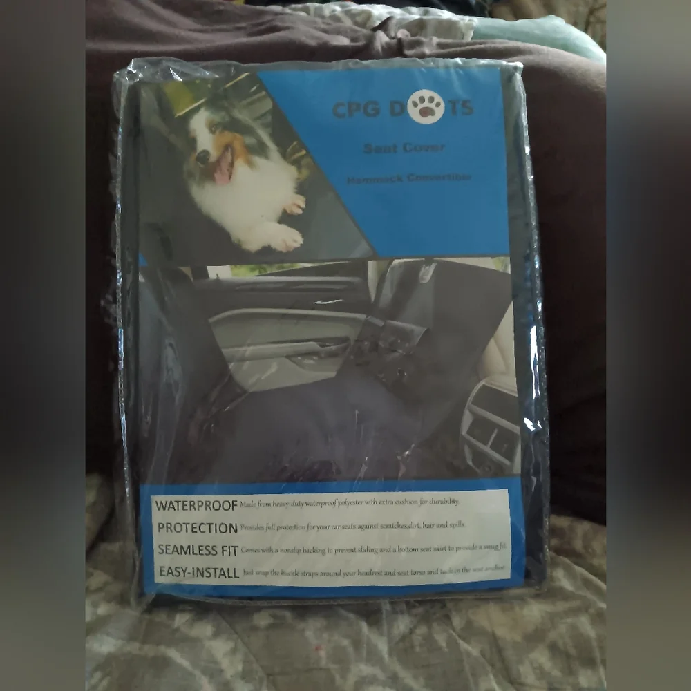 BNWT Dog Seat Cover CPG